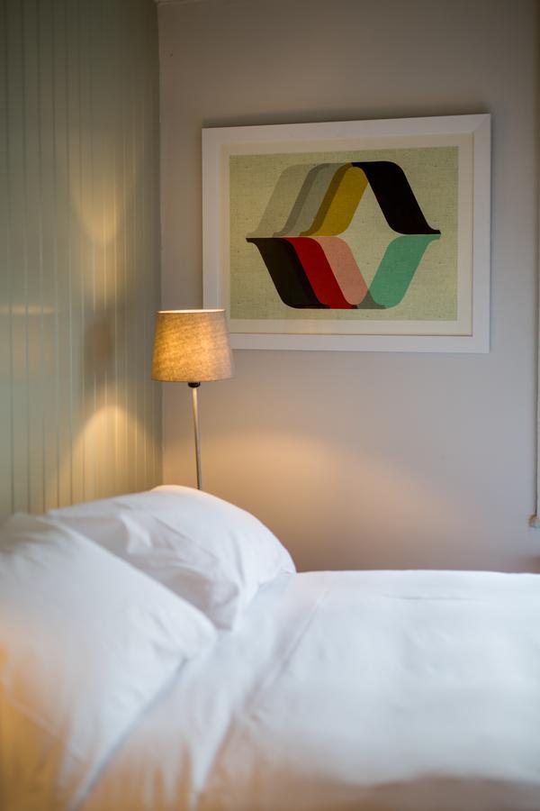 The Dolphin Hotel Newbury  Ngoại thất bức ảnh